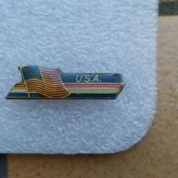 PINS US DRAPEAU ETATS UNIS USA