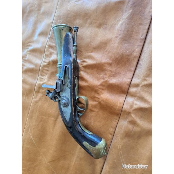 gros pistolet tromblon de marine a silex .