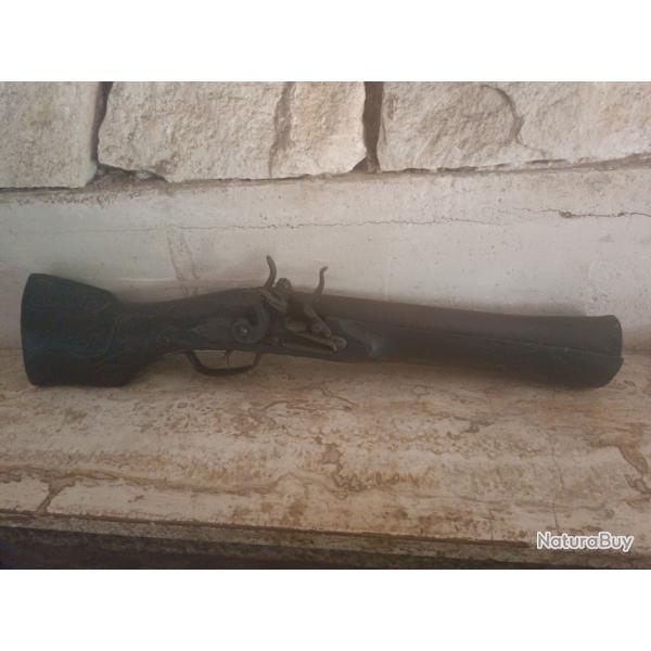 Tromblon arabe de traite a silex , belle piece