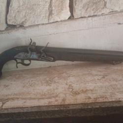 Pistolet  arabe turquie de traite a silex d ' arcon , belle piece