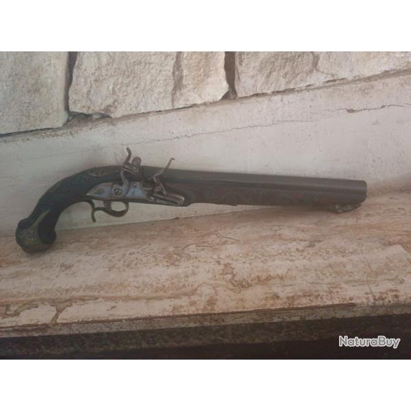 Pistolet  arabe turquie de traite a silex d ' arcon , belle piece