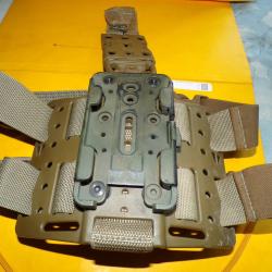 SANGLE DE CUISSE DE FABRICATION U.S.A ,  ETAT VOIR PHOTO . POUR TOUT RENSEIGNEMENT ME CONTACTER. RE