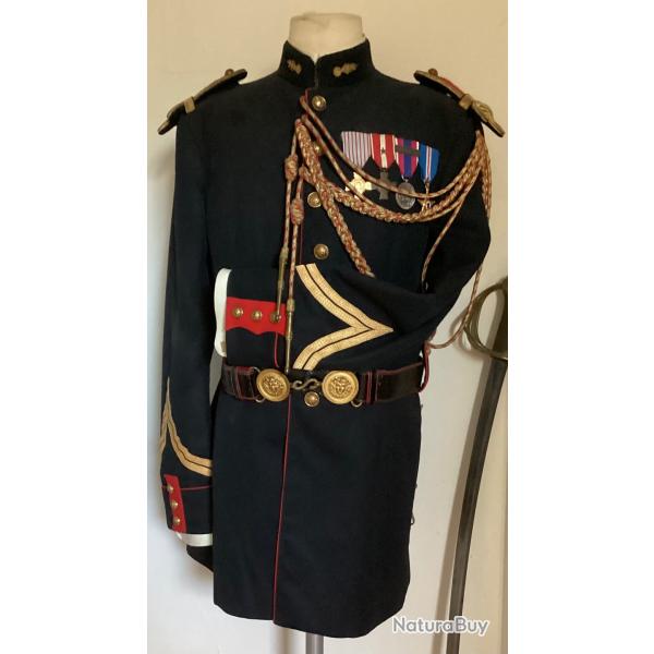 TUNIQUE DE LA GARDE R�PUBLICAINE DU 1ER  r�giment d'infanterie ann�es 80