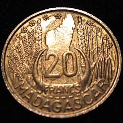 Madagascar,piece de 20 francs de 1953 (bronze  d'aluminium) 23,5 mm
