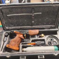 pistolet 10m tau -7