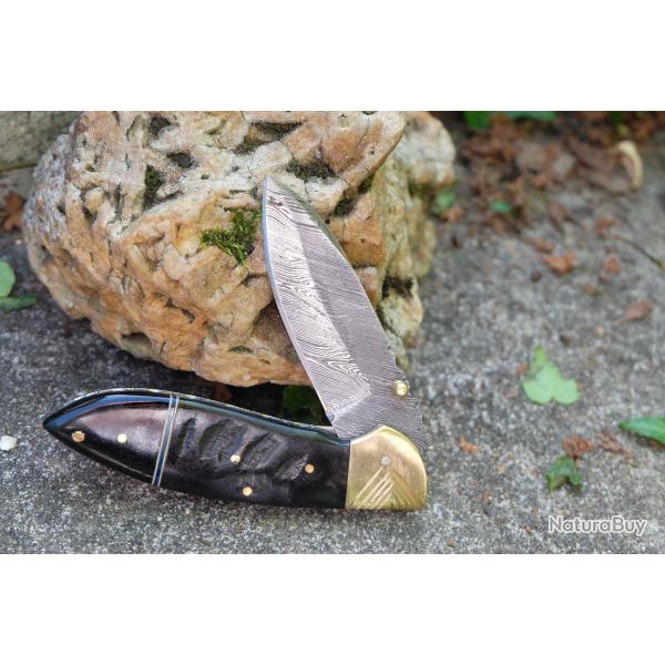Beau Couteau Damas Lame Drop Point 128 Couches Manche B�lier & R�sine Fabric Artisanale Linerlock 00