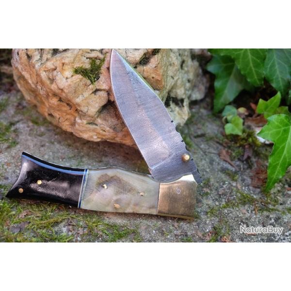 Beau Couteau Lame 128 Couches Acier Damas Manche Poisson B�lier & R�sine Fab Artisanale Linerlock