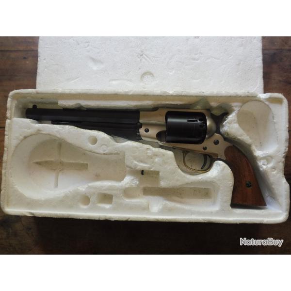 revolver poudre noire replique italienne calibre 44 etat neuf.voir photos