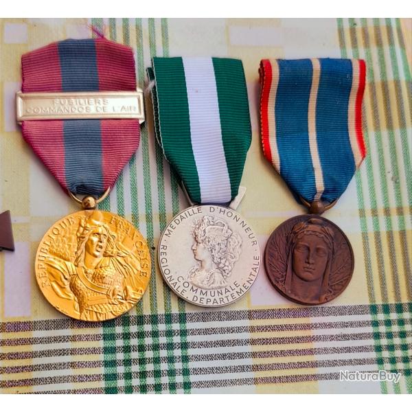 Lot m�dailles militaire collection Atlas mais pas que atlas.