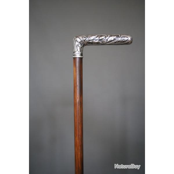 Fine canne � poign�e en argent dans le style art nouveau - France, vers 1900