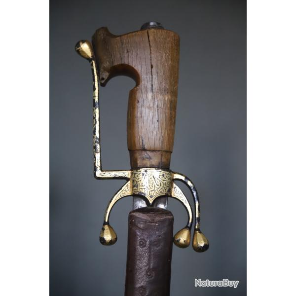 Sabre Nimcha Marocain garde damasquin�e or - Maroc, 19�me si�cle