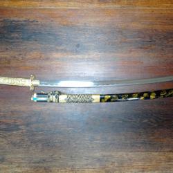 Katana - Sabre japonais avec fourreau laqu&eacute; - D&eacute;coratif 20e si&egrave;cle - TBE