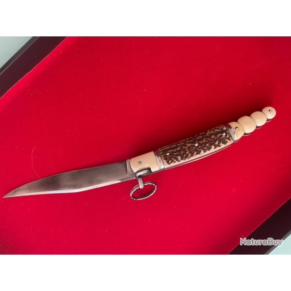 Couteau d'Art Reynald Heros merveille d"ajustement ivoire et bois de cerf