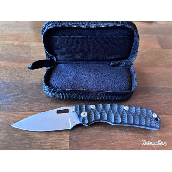 Sacha Thiel custom Officer V2, G10 Black, neuf