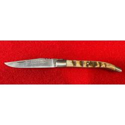 COUTEAU LAGUIOLE PAR LA COUTELLERIE LE SABOT : LAME 12C27, MANCHE CORNE DE B&Eacute;LIER.