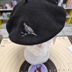 B&Eacute;RET NOIR B&Eacute;CASSE