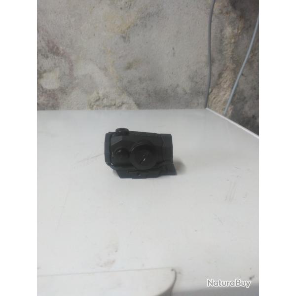 Vends point rouge sig Sauer romeos avec platine de montage et 2 piles.tres bon �tat