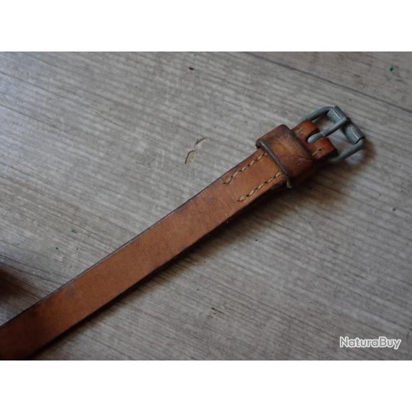 Sangle, lani�re en cuir pour brellage, sac poils, havresac Suisse. Pour gamelle, et ...