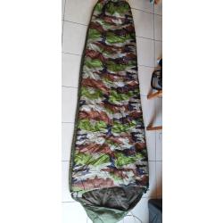 Sac de couchage style militaire