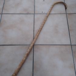 Tr&egrave;s belle canne de collection en nerf de boeuf torsad&eacute;
