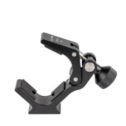 ADAPTATEUR UNIVERSEL DE JUMELLES POUR TR&Eacute;PIED - DELTA OPTICAL