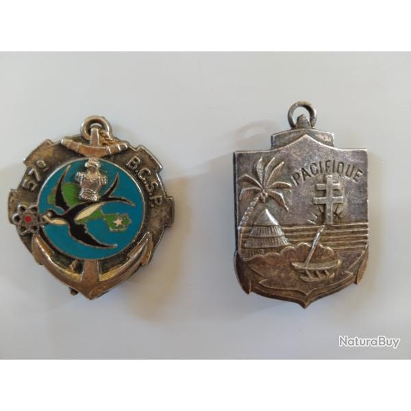 Lot 2 insignes militaires Outre- mer Pacifique. 1 du 57 �me BCSP - 1 du RIMAP-NC