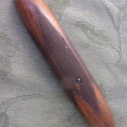 longuesse : devant  de carabine Norinco semi-auto (type Browning SA)