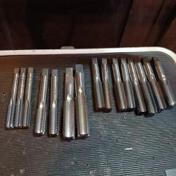 Lot tarauds professionnel tr&egrave;s bonne qualit&eacute;
