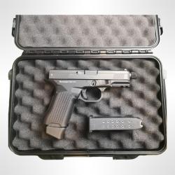 Ench&egrave;res 1� - Pistolet NUOVA JAGER Mod&egrave;le GMP9 filet&eacute; - Calibre 9X19 - 2 chargeurs
