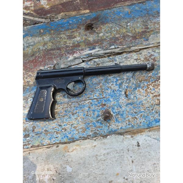 Pistolet a plombs  4,5 umarex