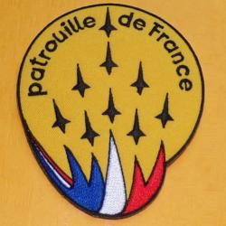 TISSU PATCH : PATROUILLE DE FRANCE  , DIAMETRE 9 CM , BON ETAT VOIR PHOTO . POUR TOUT RENSEIGNEMENT
