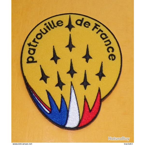 TISSU PATCH : PATROUILLE DE FRANCE  , DIAMETRE 9 CM , BON ETAT VOIR PHOTO . POUR TOUT RENSEIGNEMENT