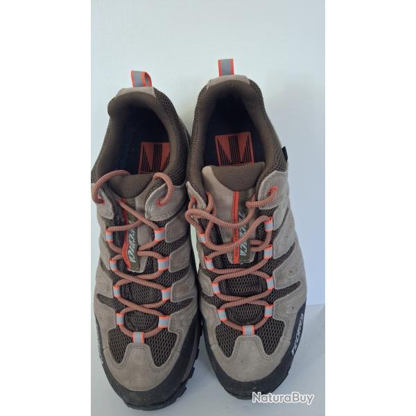 Chaussures randonn�e TECNICA