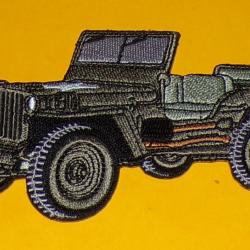 TISSU PATCH : JEEP GROS MODELE , DIAMETRE 11 CM ,  ETAT NEUF VOIR PHOTO . POUR TOUT RENSEIGNEMENT ME