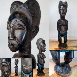 Belle statue Baoul&eacute; en bois massif, C&ocirc;te d'Ivoire.
