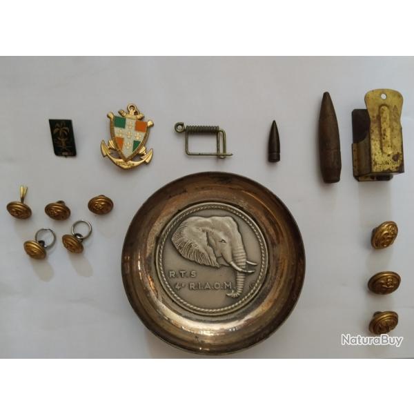 Lot militaire 15 objets. Coupelle 4� RIAOM-1 INSIGNE 11� RAMa-1 pin's op�ration  DAGUET.............
