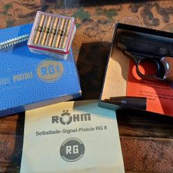 PISTOLET D'ALARME ROHM RG8,1976, 8MM PAK, ETAT NEUF,DANS SA BOITE D'ORIGINE