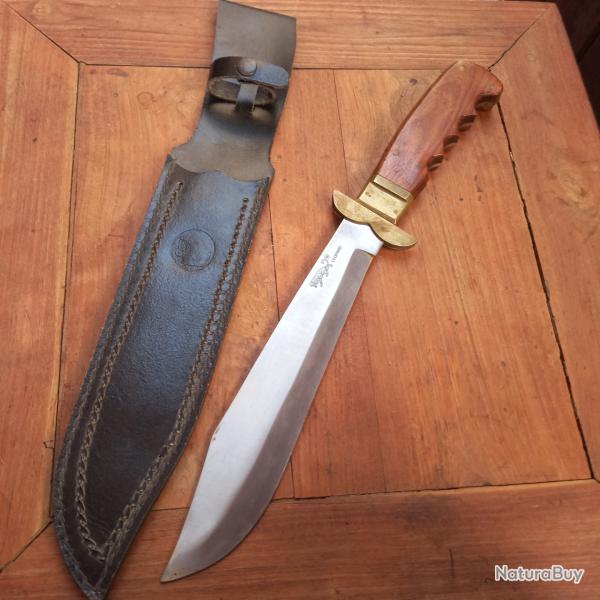 Tr�s Grand  Couteau de Chasse L�OPARD  Manche en Bois avec  Fourreau en cuir