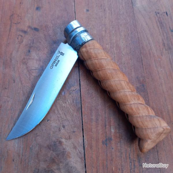 Couteau OPINEL Inox N9 Manche en OLIVIER Sculpt�