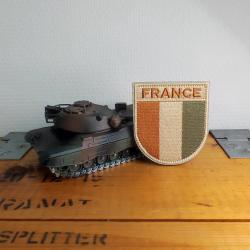 Patch brod&eacute; drapeau France &eacute;cusson camouflage d&eacute;sert style militaire airsoft
