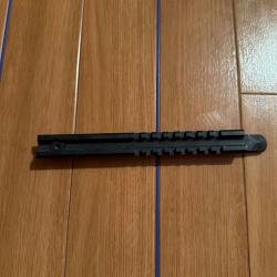 Rarissime Rail de lunette ou d'optique Stanag et Picatinny pour carabine FN Fnc .