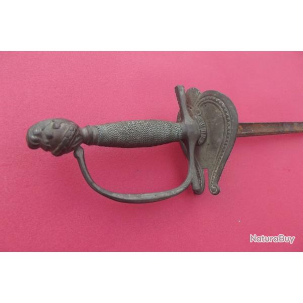 EPEE D'OFFICIER A LA FRANCAISE.