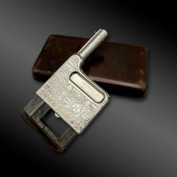 Pistolet &agrave; r&eacute;p&eacute;tition automatique appel&eacute; &laquo; GAULOIS &raquo; N&deg;3, avec &eacute;tui cuir - France - XIX&egrave;me si&egrave;cle