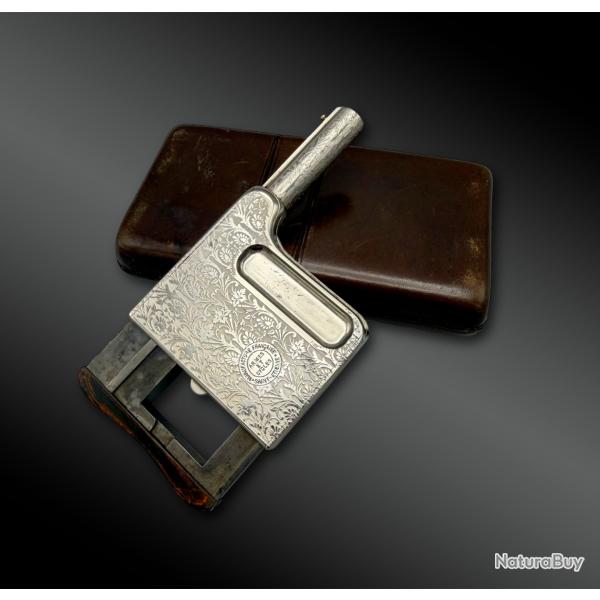 Pistolet � r�p�tition automatique appel� � GAULOIS � N�3, avec �tui cuir - France - XIX�me si�cle