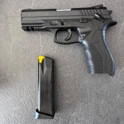 Taurus PT 809 E ( 9x19 ) &eacute;change contre G26 ou G43