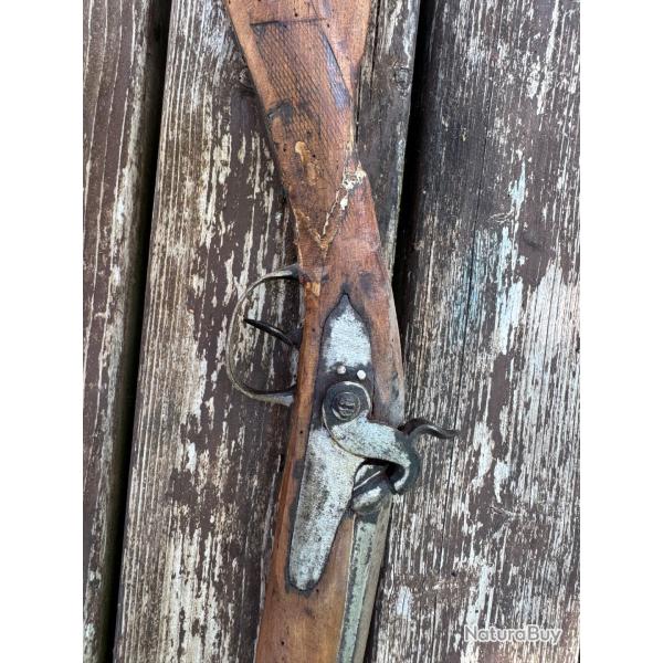 Vieux fusil  � Bourg