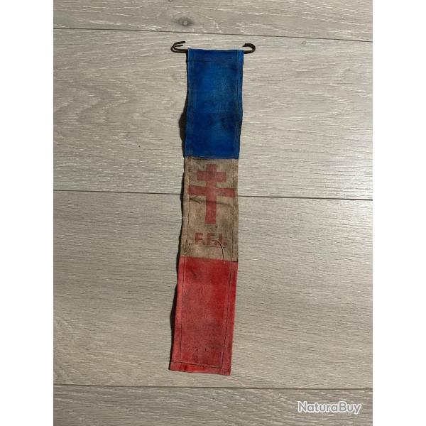 un petit fanion des forces fran�aises F.F.I de la seconde guerre mondiale