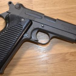 MAC mod&egrave;le 50 CAL.9x19