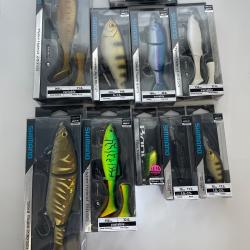 op&eacute; ! Lot de 10 leurres Shimano 7