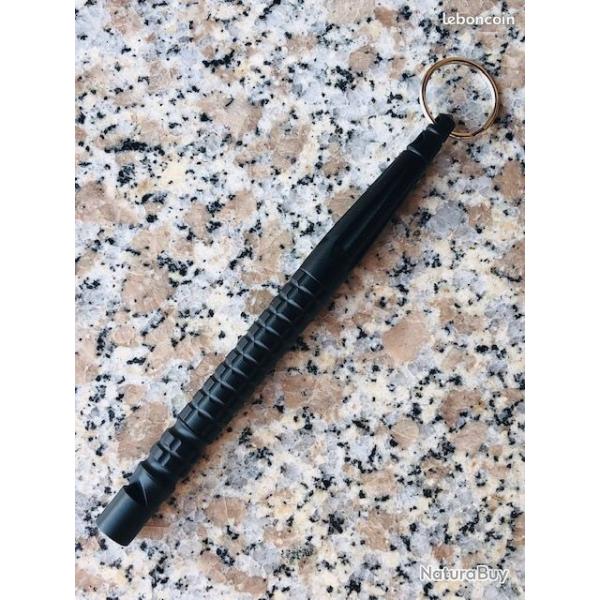 Porte-cl�s Tactique de Survie 4-en-1 Couteau, Sifflet, Pierre � feu, Brise-glace EDC Bushcraft Neuf